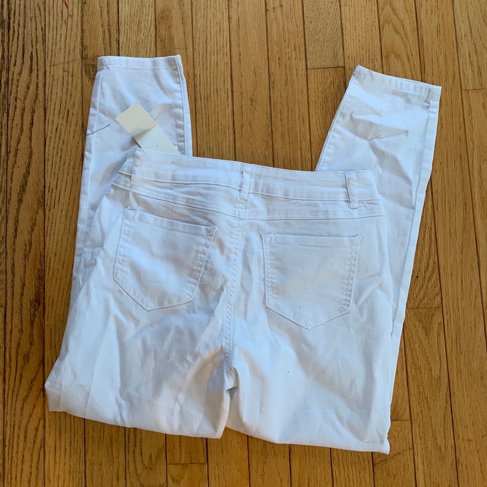 NWT High Waist Ankle White Jeans